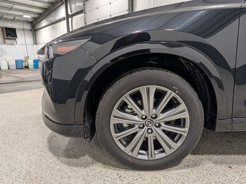 New 2025 MAZDA CX-5 Signature image 9