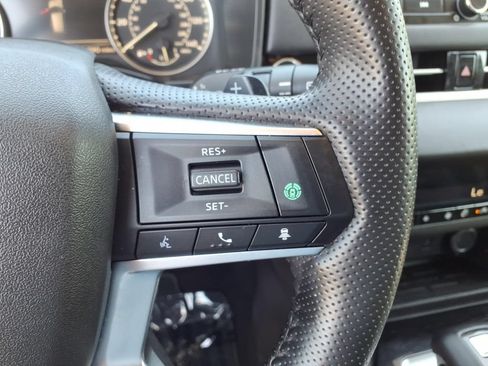 Used 2025 Mitsubishi Outlander SE FWD image 9