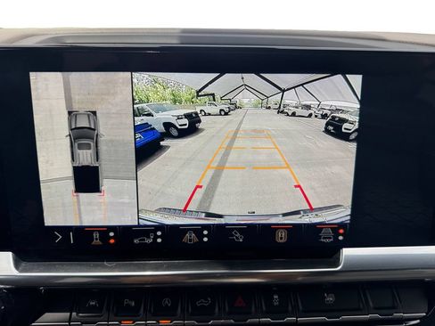 Certified 2025 GMC Sierra 1500 SLT w/ SLT Convenience Package RWD image 27