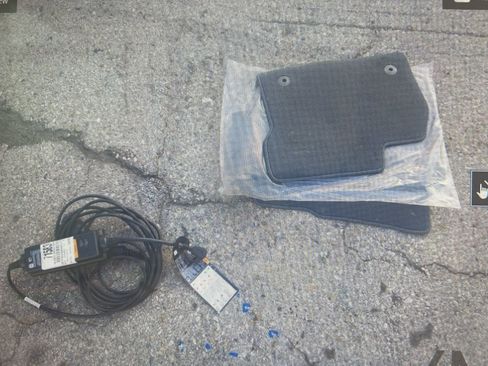 Used 2018 Chevrolet Bolt LT image 27