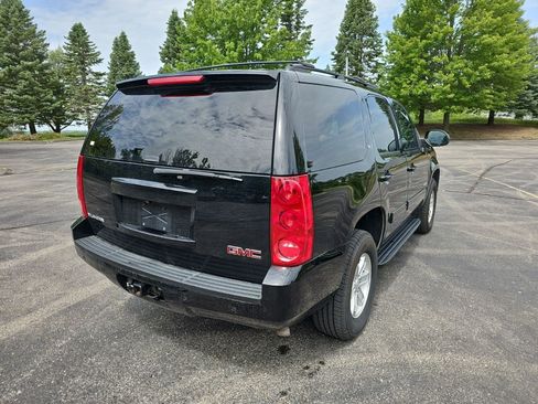 Used 2014 GMC Yukon SLT w/ SLT-2 Equipment Package AWD/4WD image 6