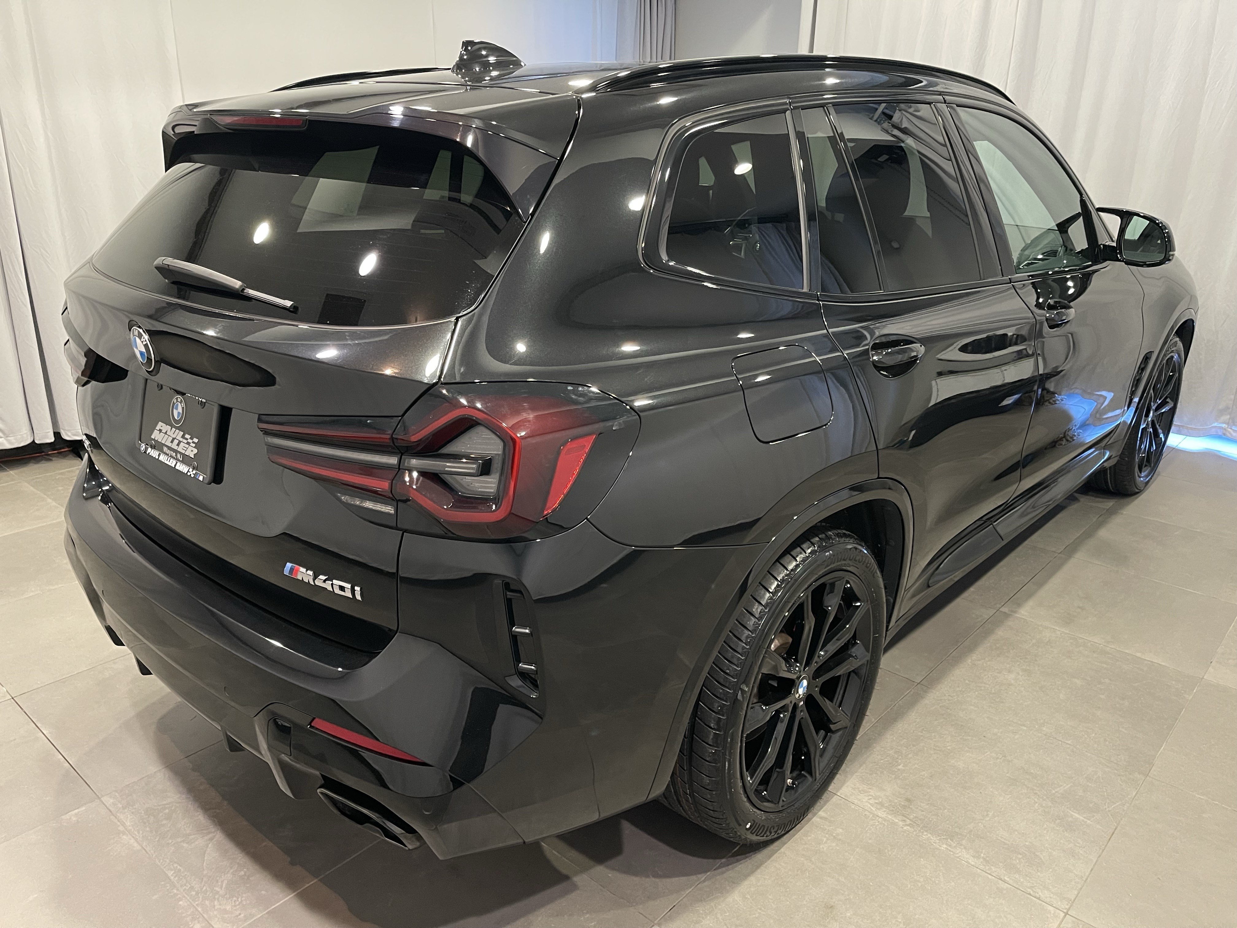 Certified 2024 BMW X3 M40i w/ Shadowloine Package AWD/4WD image 6