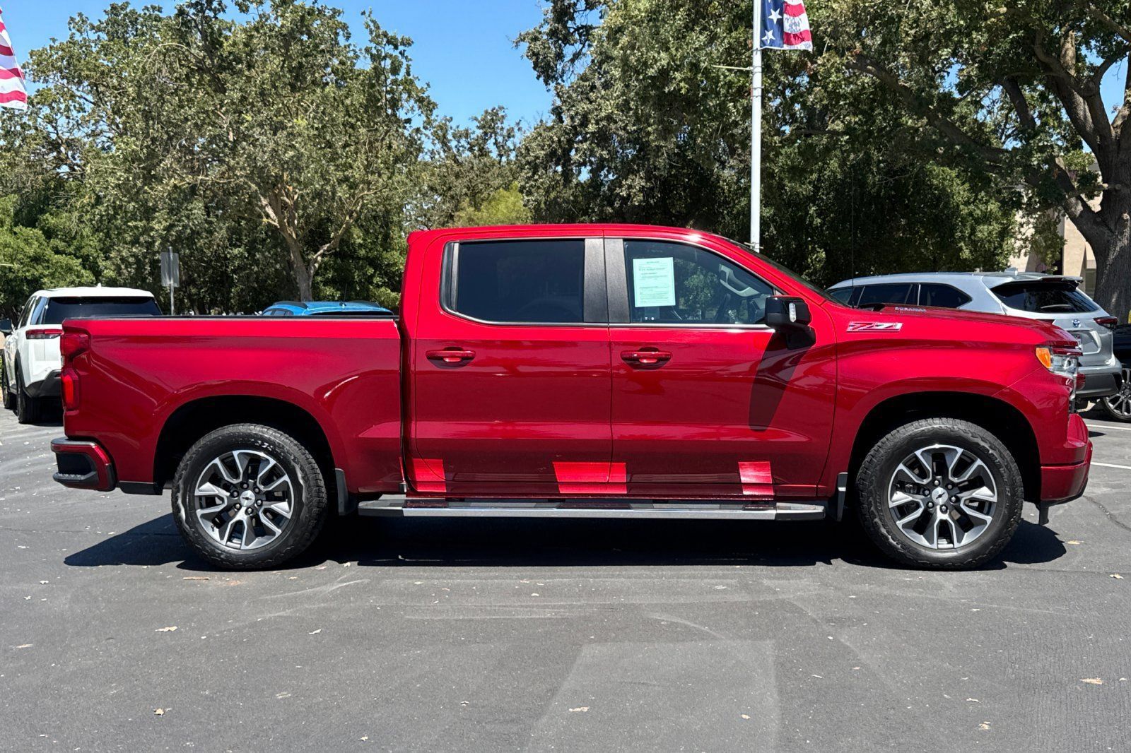 Used 2022 Chevrolet Silverado 1500 RST w/ RST All Star Premium Package AWD/4WD image 2