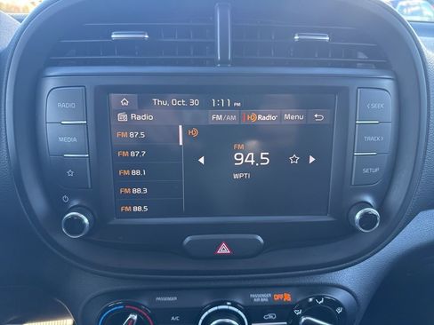 Used 2024 Kia Soul LX w/ Option Group 015 image 16