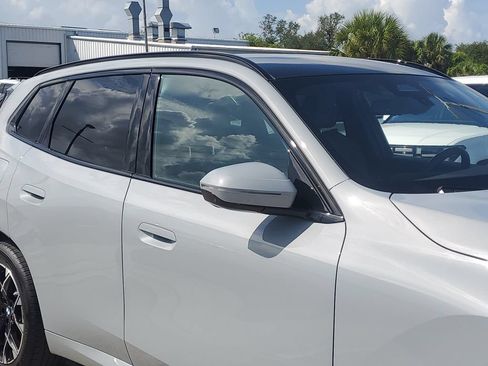 Used 2025 BMW X3 xDrive30i w/ Premium Package AWD/4WD image 10