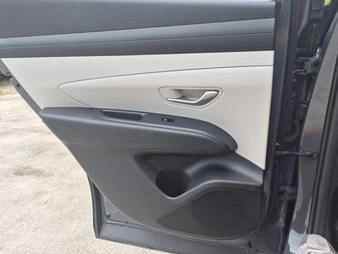 Used 2025 Hyundai Tucson SEL FWD image 26