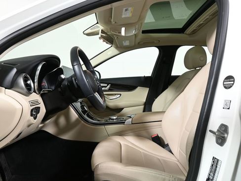 Certified 2020 Mercedes-Benz C 300 4MATIC Sedan image 3
