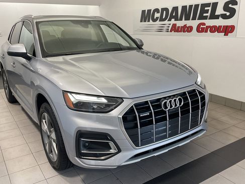 Used 2023 Audi Q5 2.0T Premium Plus w/ Premium Plus Package image 3