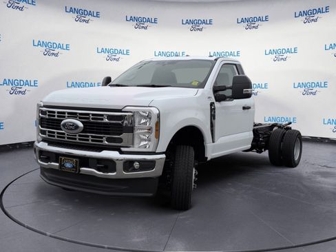 New 2026 Ford F350 XL w/ XL Chrome Package image 11