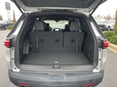 Used 2022 Chevrolet Traverse RS w/ LPO, Roadside Safety Package image 7