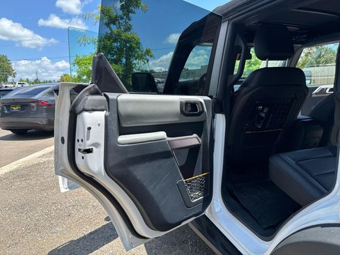 Used 2021 Ford Bronco Badlands AWD/4WD image 14