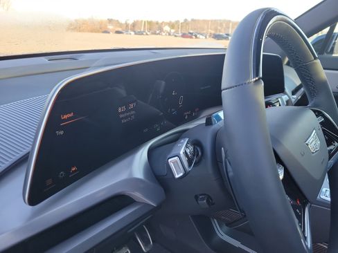 New 2026 Cadillac Vistiq Sport image 21