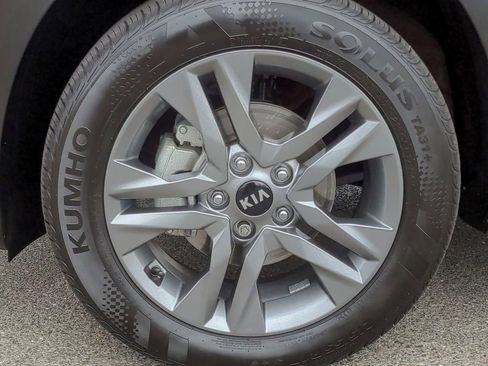 Used 2021 Kia Seltos S image 29