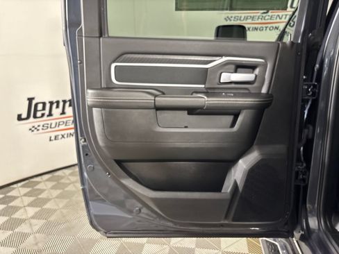Used 2025 RAM 2500 Big Horn AWD/4WD image 24
