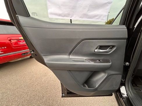 New 2026 Nissan Kicks SV w/ SV Premium Package image 30