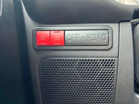 Used 2017 Jeep Wrangler Unlimited Rubicon AWD/4WD image 21