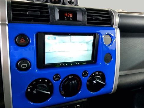 Used 2007 Toyota FJ Cruiser 2WD image 26