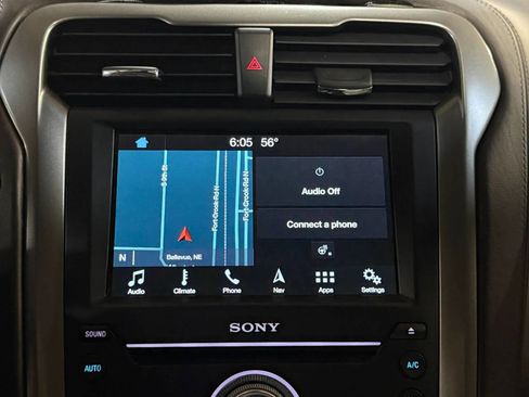 Used 2017 Ford Fusion Platinum FWD image 14