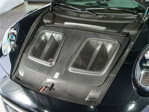 Certified 2024 Porsche 911 GT3 RS RWD image 15