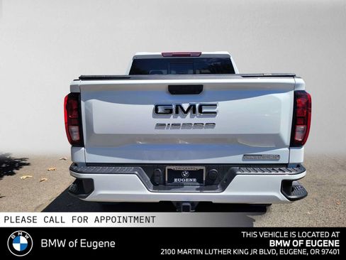 Used 2025 GMC Sierra 1500 Elevation w/ Preferred Package AWD/4WD image 4