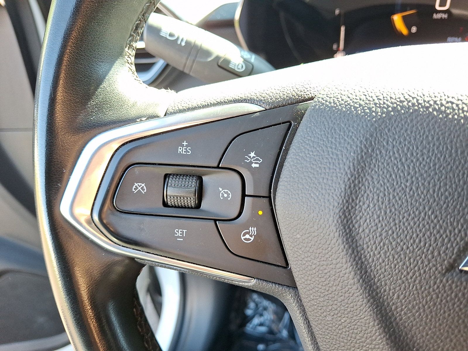 Used 2024 Chevrolet TrailBlazer LT w/ Convenience Package FWD image 18