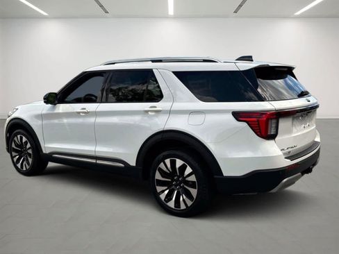 Used 2025 Ford Explorer Platinum w/ LUX Leather Package AWD/4WD image 3