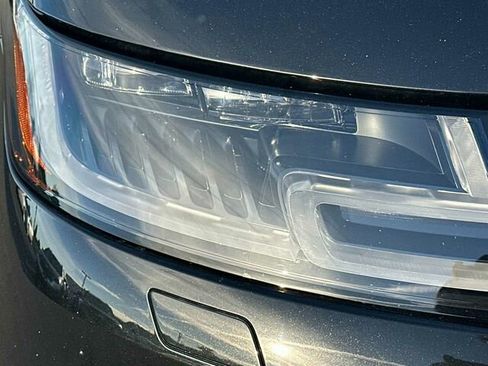 Used 2022 Land Rover Range Rover Sport HSE Silver Edition image 33