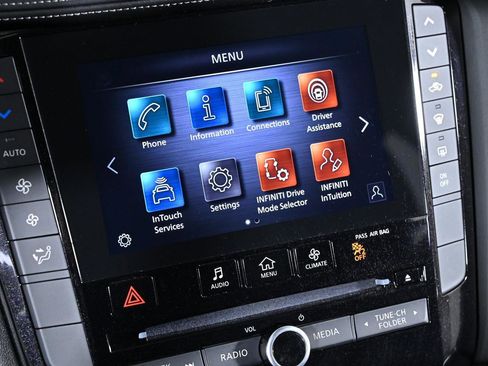 Certified 2025 INFINITI QX50 Pure image 17