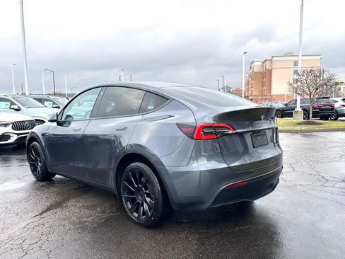 Used 2023 Tesla Model Y Long Range image 6