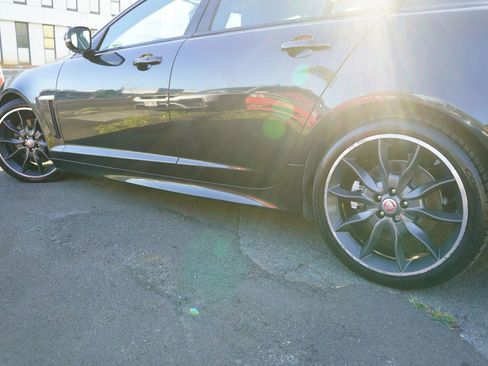 Used 2015 Jaguar XF Portfolio RWD image 6