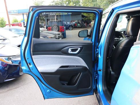 Used 2024 Jeep Compass Latitude AWD/4WD image 25