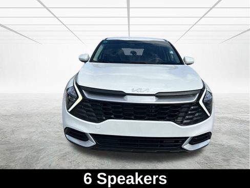 Used 2023 Kia Sportage LX image 9