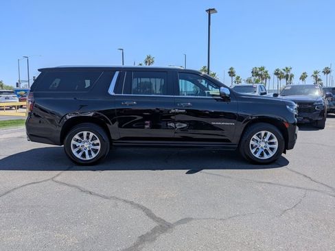 Used 2023 Chevrolet Suburban Premier AWD/4WD image 4