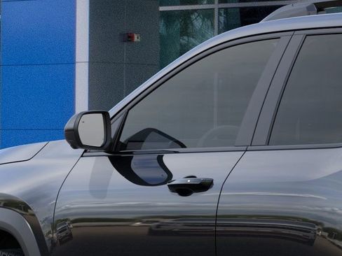 New 2026 Chevrolet Equinox RS w/ Convenience Package III FWD image 12