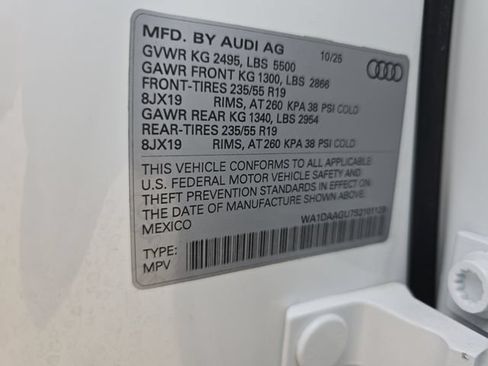 Used 2025 Audi Q5 Premium w/ Convenience Package AWD/4WD image 40