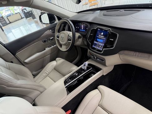 Used 2023 Volvo XC90 B6 Ultimate AWD/4WD image 37