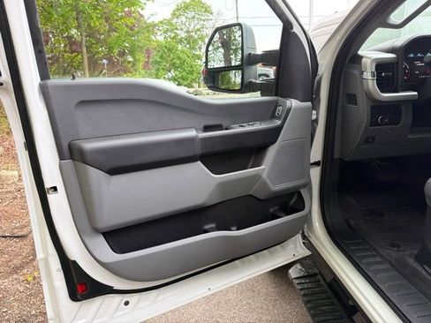 New 2026 Ford F350 XL w/ XL Chrome Package AWD/4WD image 8