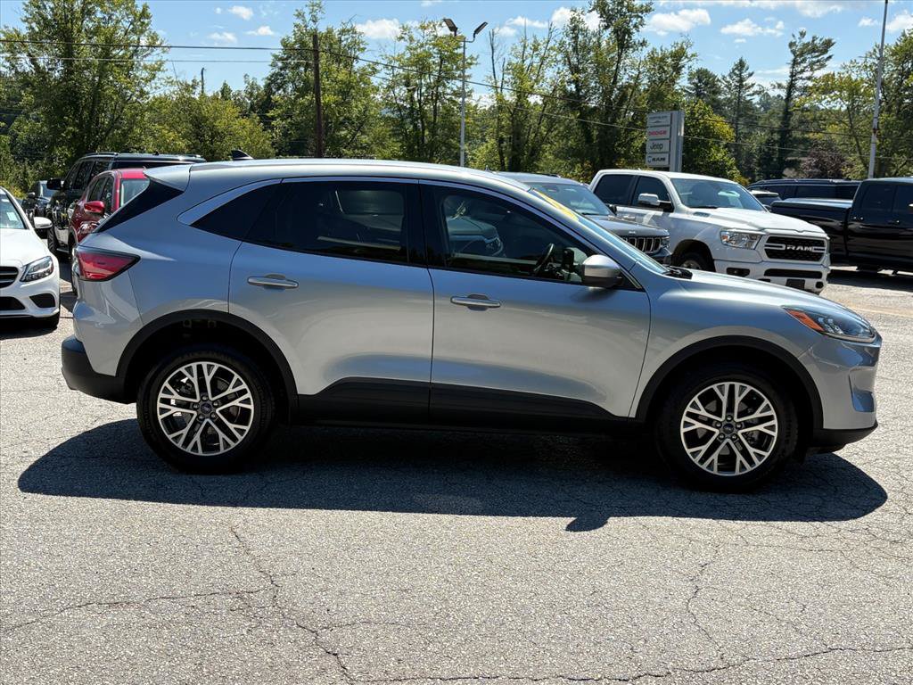 Used 2022 Ford Escape SEL AWD/4WD image 3