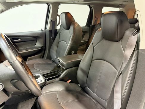 Used 2011 GMC Acadia SLT image 24