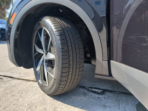 Certified 2023 Volkswagen ID.4 Pro S AWD/4WD image 37