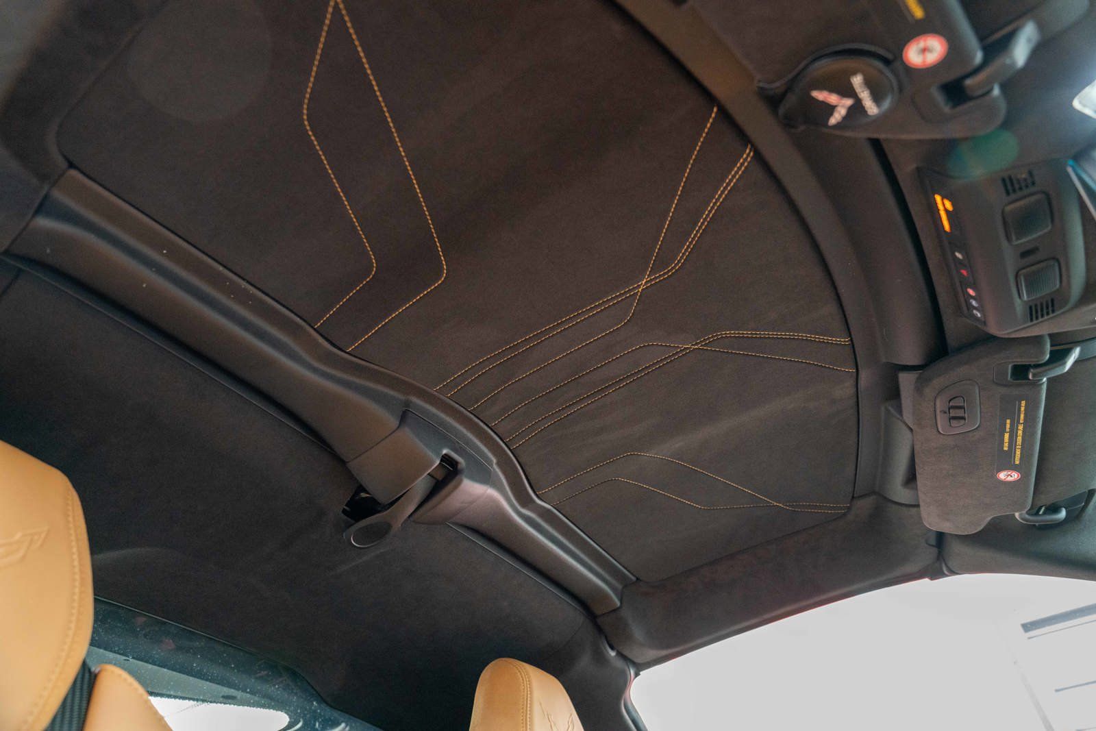 Used 2021 Chevrolet Corvette Stingray Premium Cpe w/ LPO, Roadside Safety Package RWD image 30