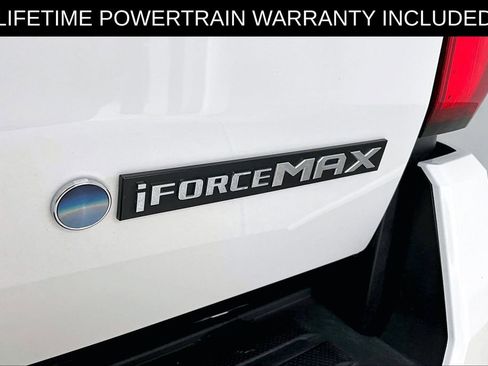 Used 2025 Toyota Tacoma TRD Off-Road AWD/4WD image 43