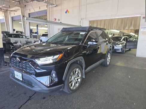 Used 2022 Toyota RAV4 XLE Premium AWD/4WD image 1