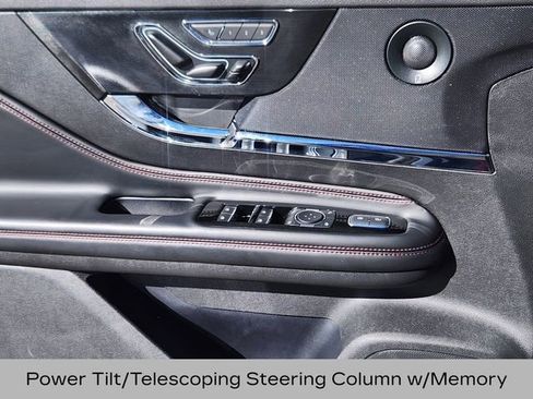 Certified 2023 Lincoln Corsair Reserve w/ Equipment Group 202A image 12