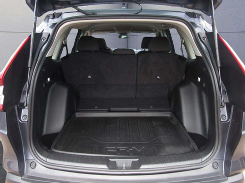 Used 2024 Honda CR-V LX image 11
