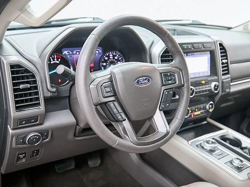 Used 2019 Ford Expedition XLT w/ Equipment Group 202A image 15