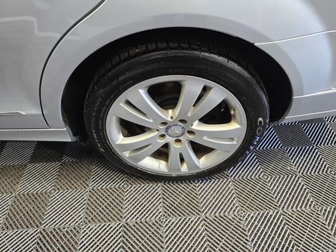 Used 2009 Mercedes-Benz C 300 4MATIC Sedan image 34