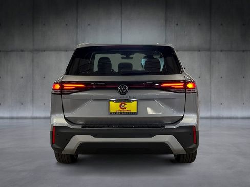 New 2026 Volkswagen Tiguan S FWD image 4