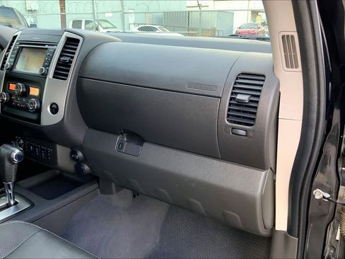 Used 2018 Nissan Frontier PRO-4X w/ Pro-4x Luxury Package image 19