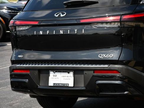 Used 2023 INFINITI QX60 Luxe AWD/4WD image 29